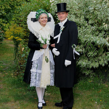 Hochzeitspaar in Burg &copy;Ingmar Steffen