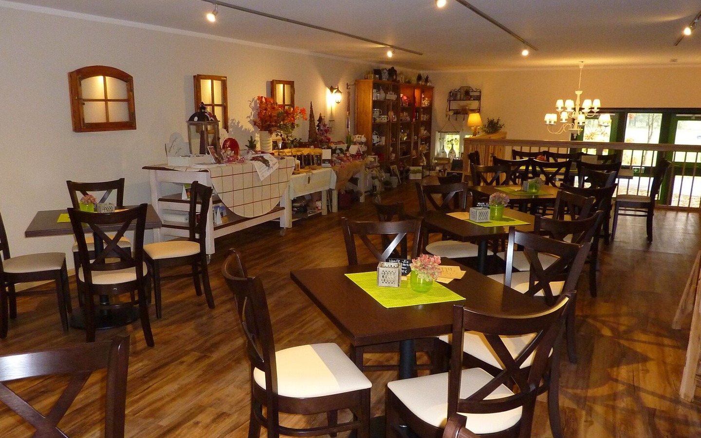 Fr&uuml;hst&uuml;cksraum, Caf&eacute;