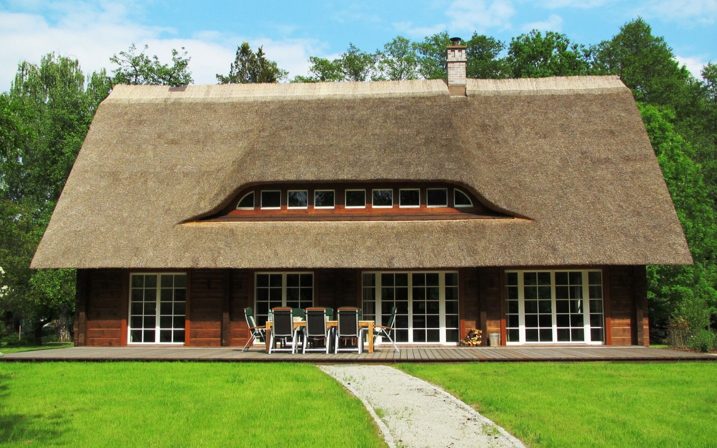 Au&szlig;enansicht Terrasse