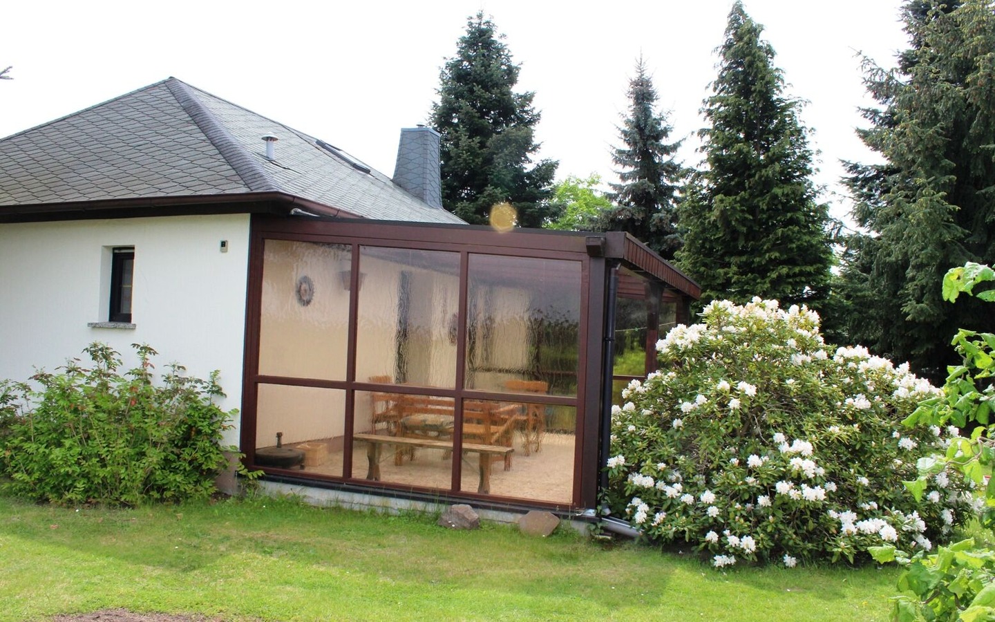 &Uuml;berdachte Terrasse