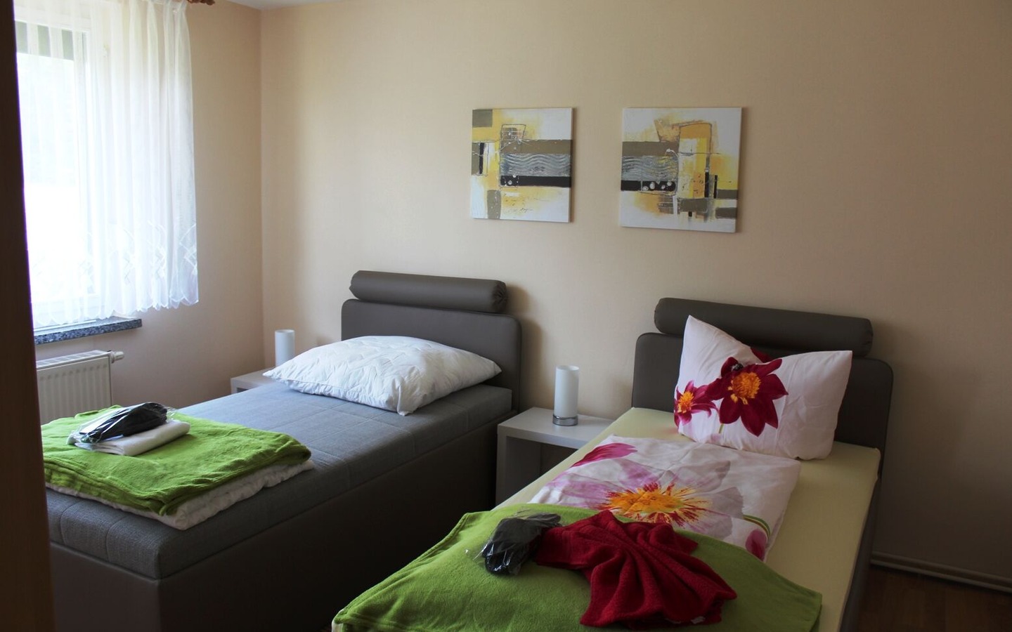 Betten (auch als Doppelbett nutzbar)