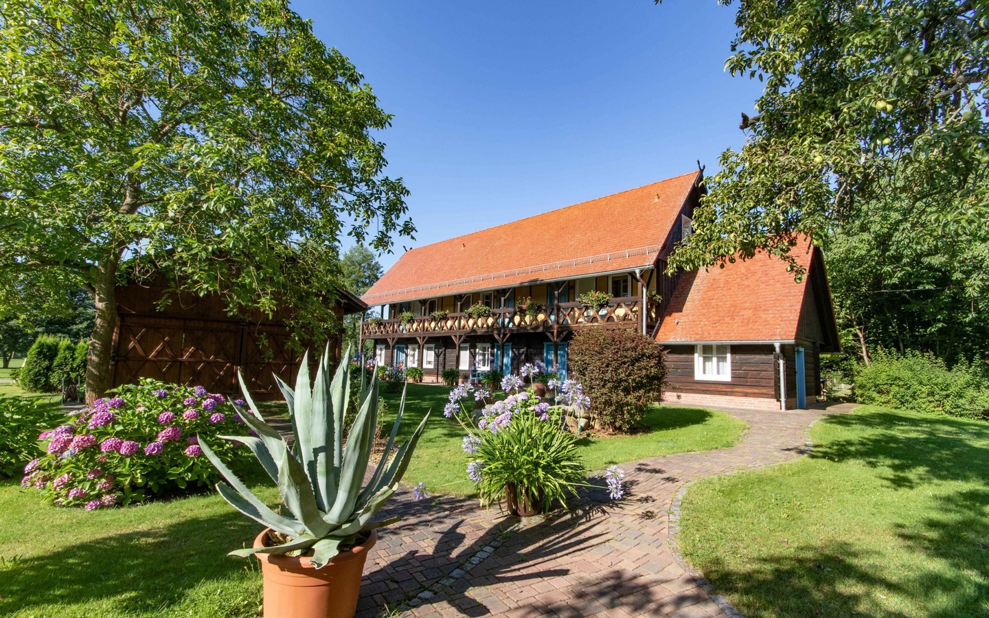 Schiemenzflie&szlig; Au&szlig;enansicht