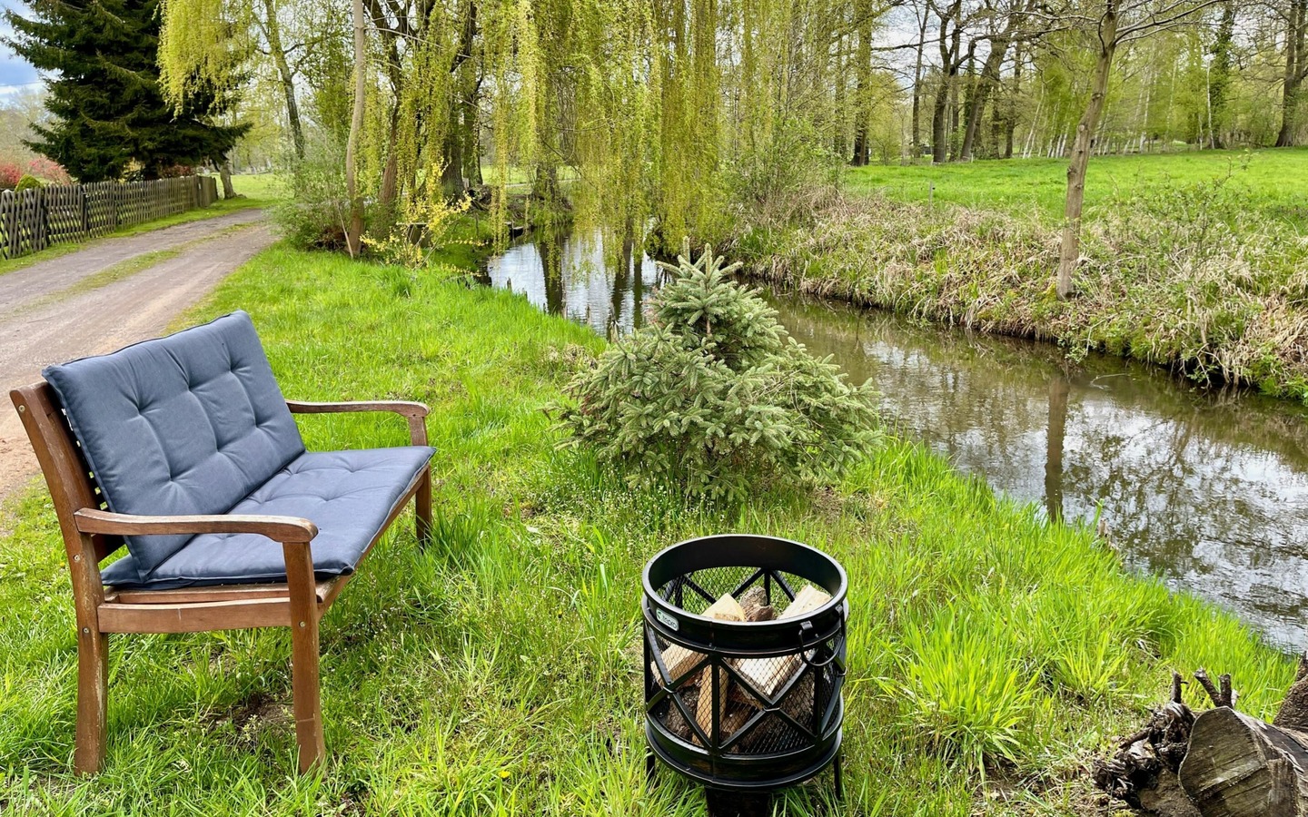Flie&szlig; an der Burger Lutkistube