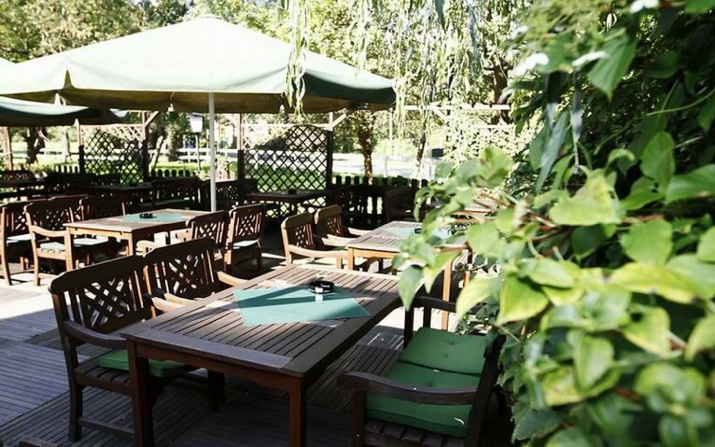 Biergarten, Foto: Landhotel Burg im Spreewald