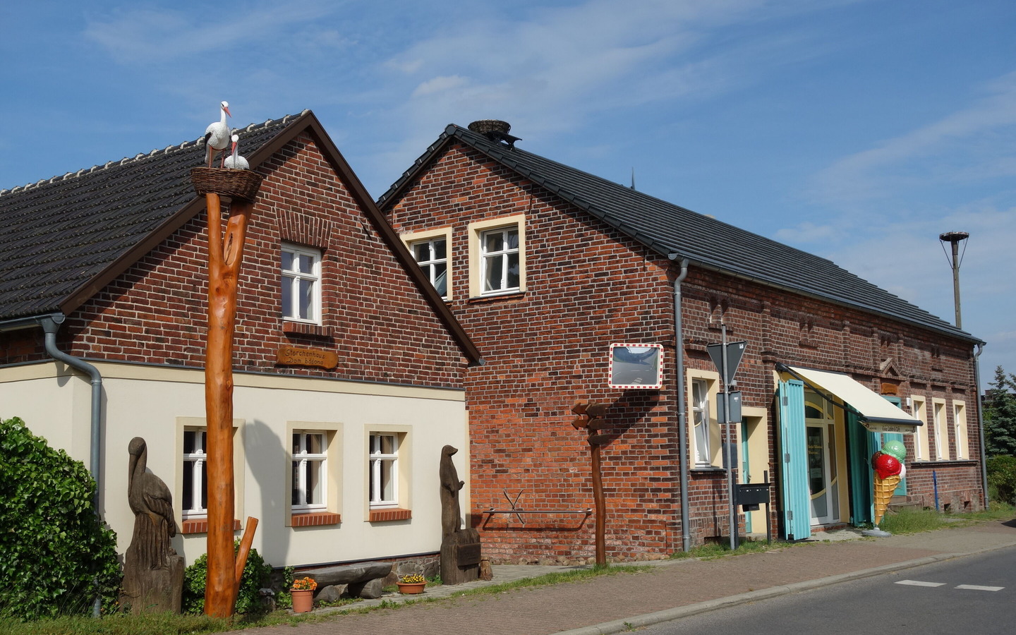 Eiscaf&eacute; Liska, Foto: Kerstin M&ouml;bes, Lizenz: Amt Burg (Spreewald)