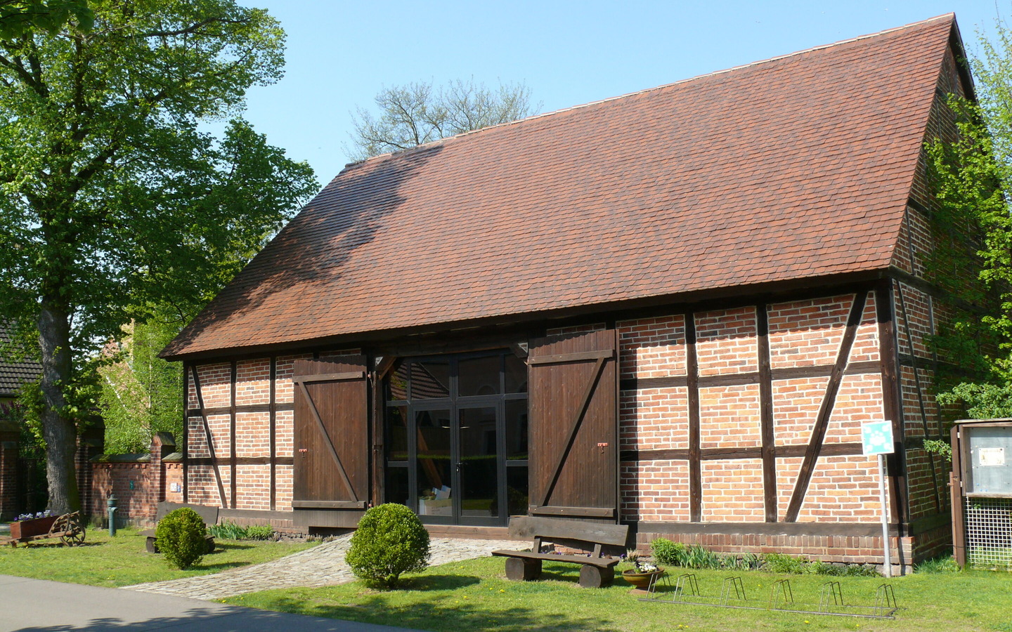 Die Pfarrscheune des Wendisch-Deutschen Heimatmuseum J&auml;nschwalde, Foto: Amt Peitz, Foto: N. Mucha, Lizenz: Amt Peitz