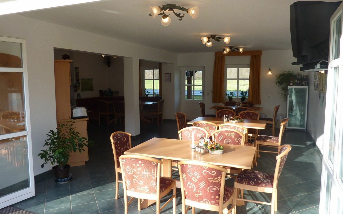 Spreewald Pension Spreeaue - Fr&uuml;hst&uuml;ck B&uuml;fett, Foto: Pension Spreeaue, Lizenz: Amt Burg (Spreewald)