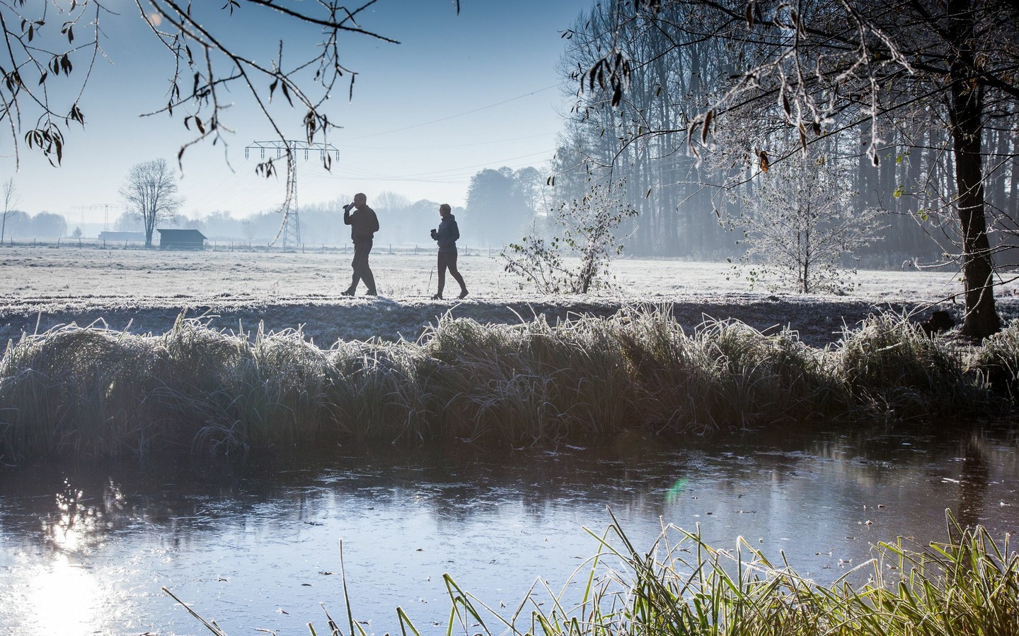 Wanderwege am Flie&szlig; im Winter, Foto: Peter Becker, Lizenz: Amt Burg (Spreewald)