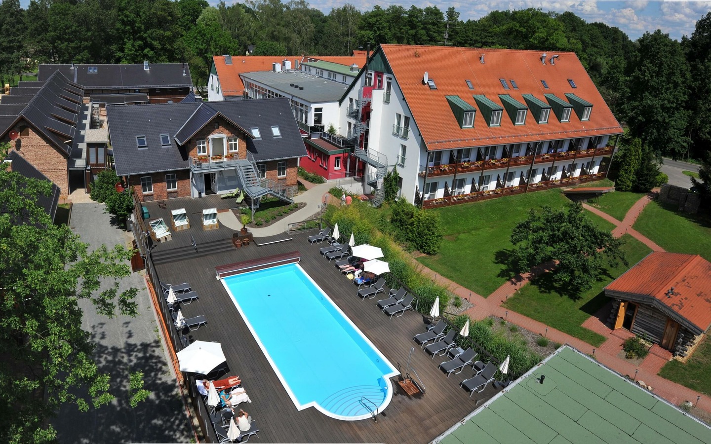 Au&szlig;enansicht Landhotel, Foto: Landhotel Burg, Lizenz: Amt Burg (Spreewald)