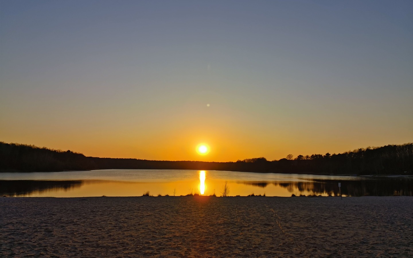 Sonnenuntergang/sundowner im Peitzer Land, Foto: ReFanCard, Lizenz: Waldcamping Am Gro&szlig;see