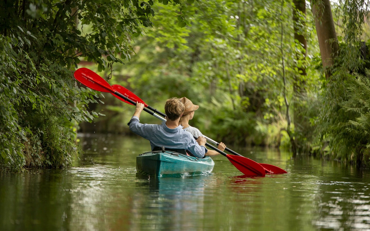 Paddeln in Burg, Foto: Ron Petra&szlig;, Lizenz: Amt Burg (Spreewald)