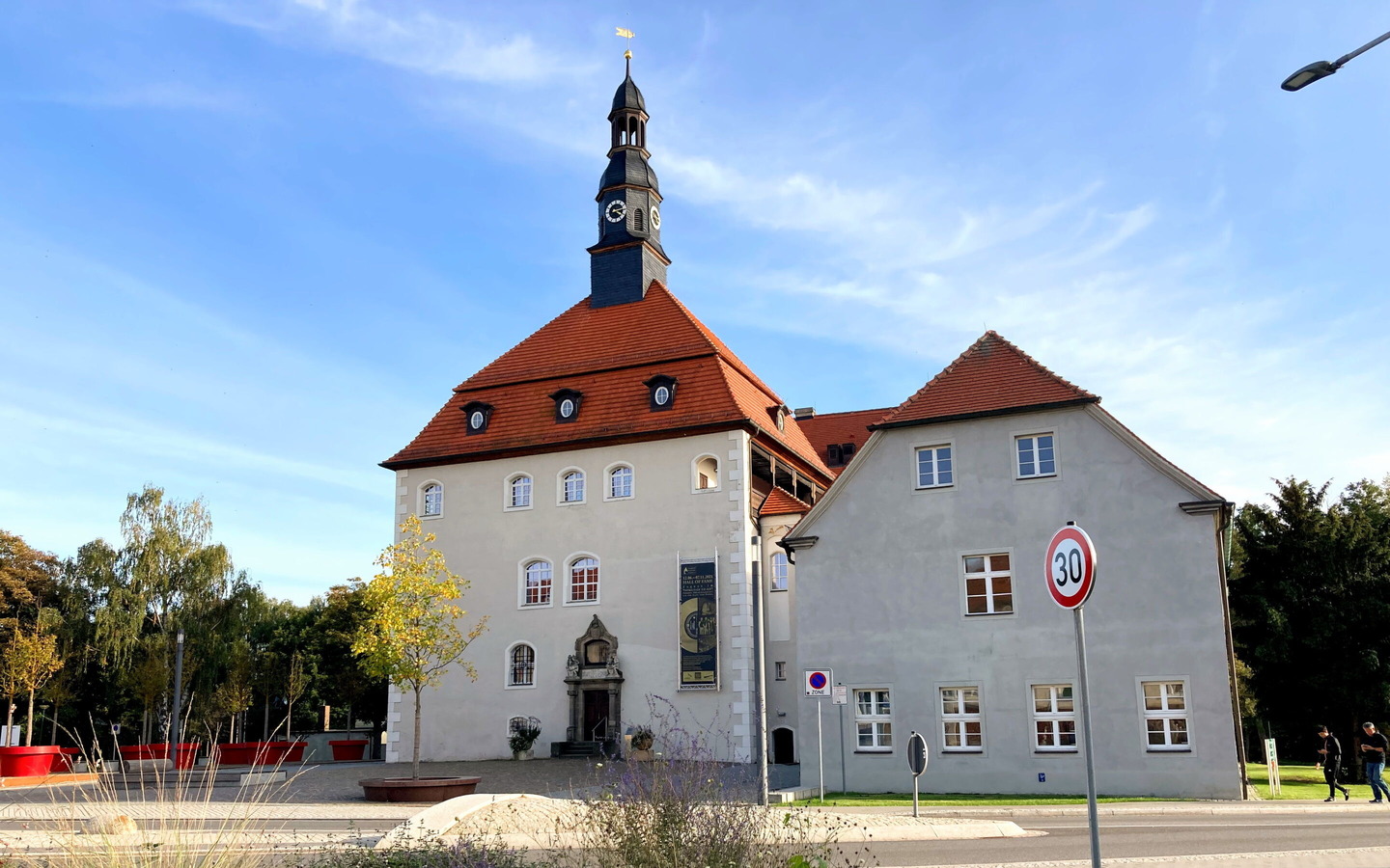 Schlossturm und Stadtbibliothek L&uuml;bben, Foto: Antje Tischer, Lizenz: TMB Fotoarchiv