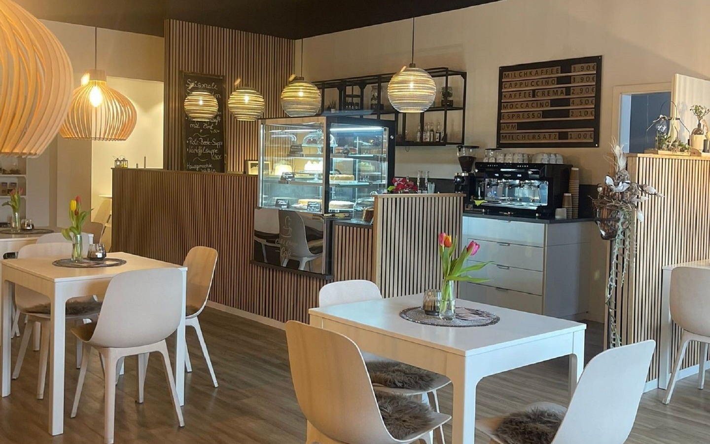 Caf&eacute; Chill & Charge, Foto: Katja Koebcke