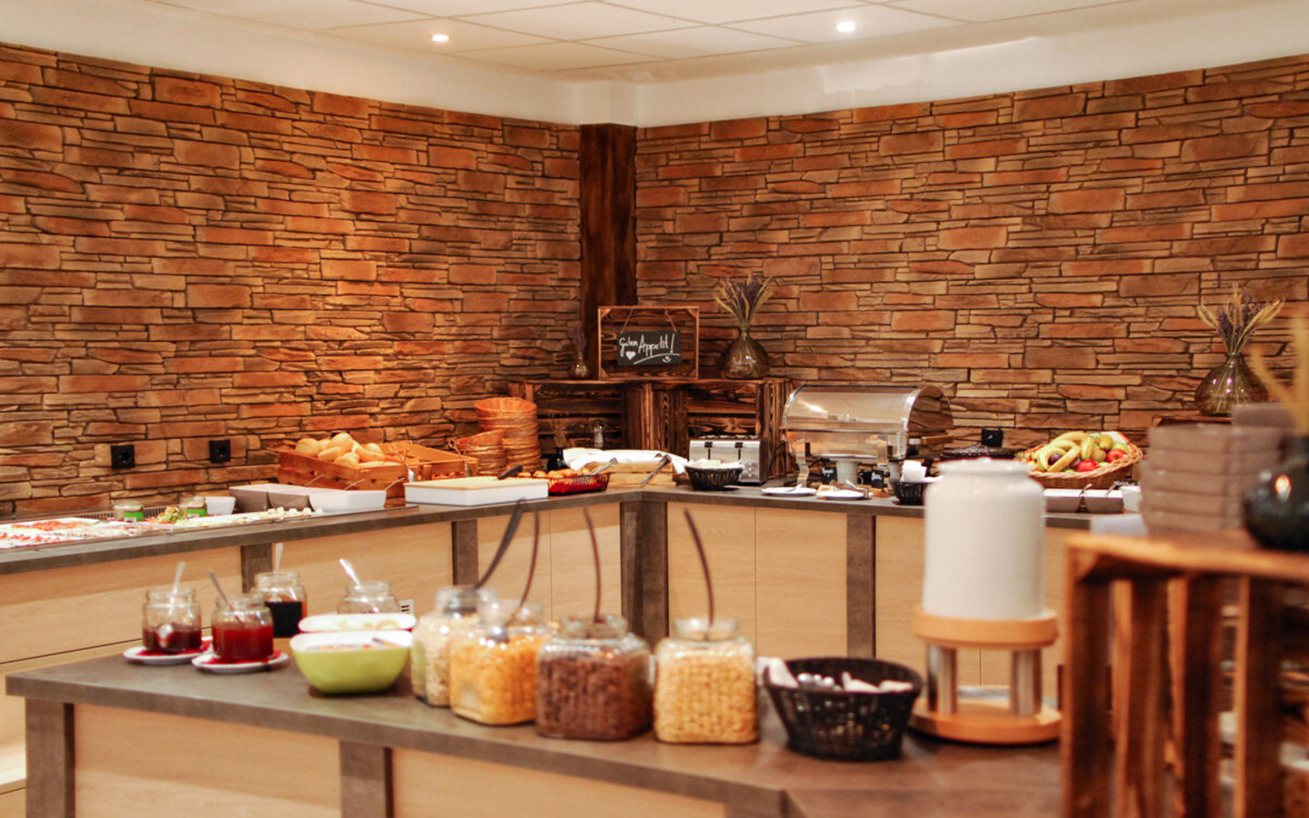 Buffet, Foto: Waldhotel Eiche, Lizenz: Waldhotel Eiche