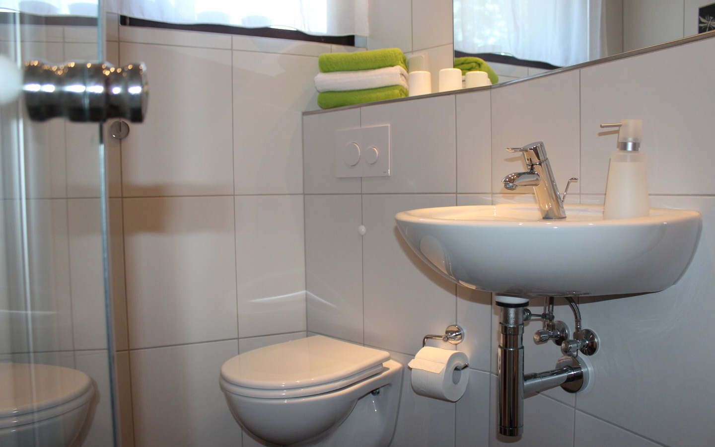 Bad mit Dusche, Foto: Simone Grabitz-Achinger, Lizenz: Simone Grabitz-Achinger