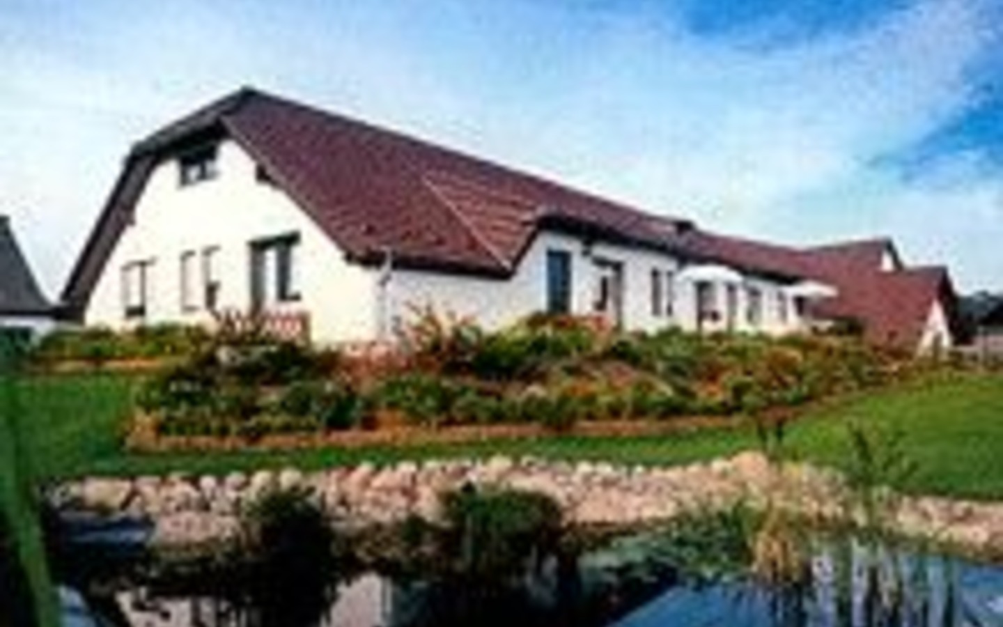 Au&szlig;enansicht DZ Garten