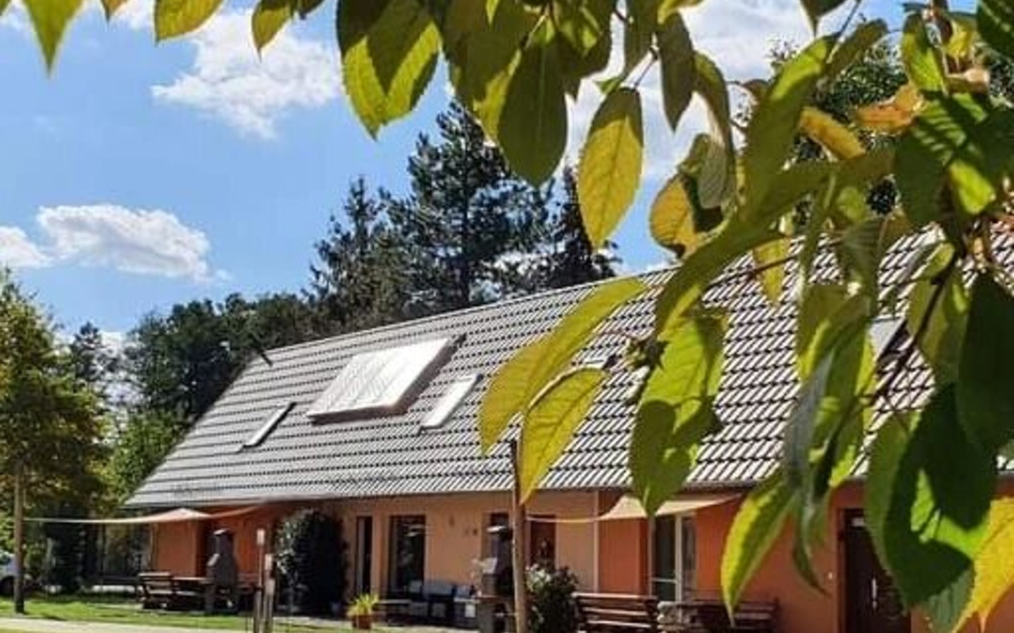 Ferienanlage am Nahkegraben, Foto: Yvonne Scherbatzki, Lizenz: Amt Burg (Spreewald)