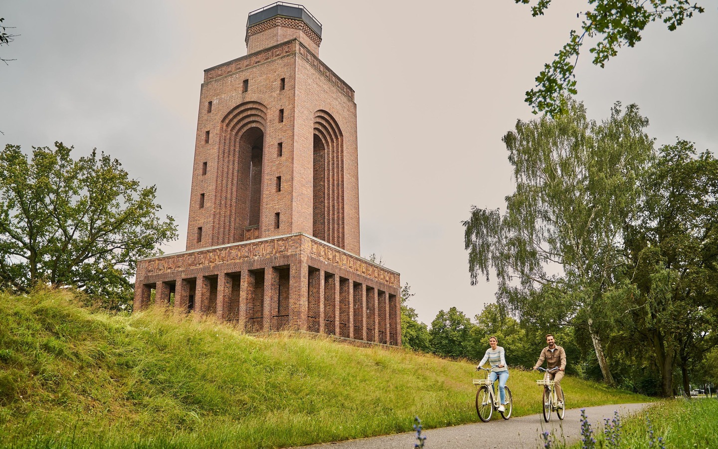 Bismarckturm Burg (Spreewald), Foto: Ron Petra&szlig;, Lizenz: Amt Burg (Spreewald)