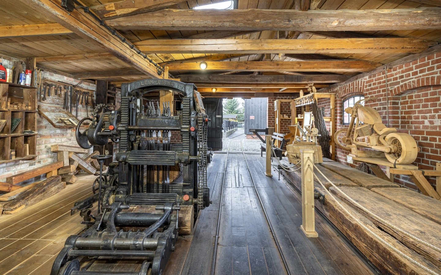 Holl&auml;nderwindm&uuml;hle Straupitz - in der S&auml;gem&uuml;hle, Foto: Gerd Nowak