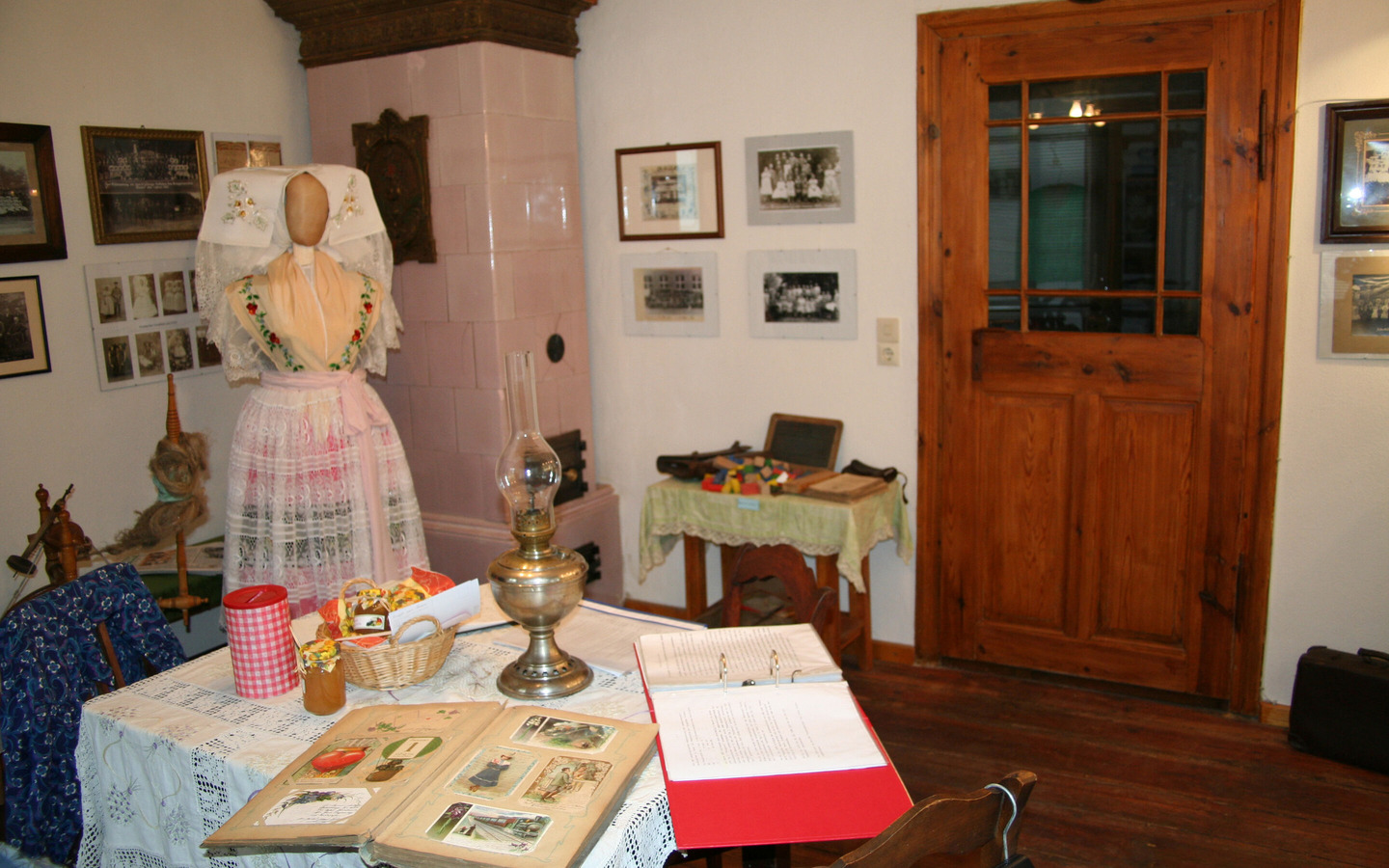 Ausstellung im Heimatmuseum Tauer, Foto: Amt Peitz